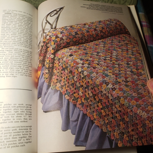 Vintage The McCall's Book of Quilts 1975 - Picture 16 of 16